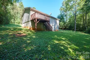 3234 Smokey Ln, Lenoir, NC 28645 - Photo 6