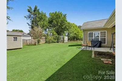 13318 Planters Row Drive, Charlotte, NC 28278 - Photo 24