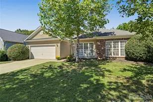 13318 Planters Row Dr, Charlotte, NC 28278 - Photo 2