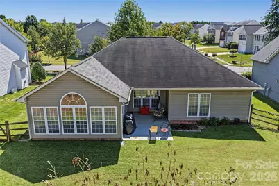 13318 Planters Row Drive, Charlotte, NC 28278 - Photo 26