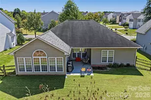 13318 Planters Row Dr, Charlotte, NC 28278 - Photo 26