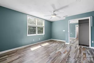 80 Hidden Bluff Ln, Horse Shoe, NC 28742 - Photo 26