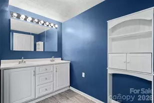 80 Hidden Bluff Ln, Horse Shoe, NC 28742 - Photo 28