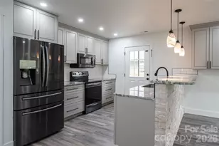 124 Soulshine Ct, Asheville, NC 28806 - Photo 10