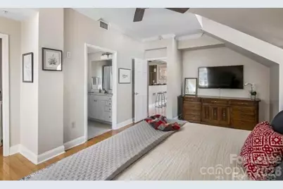 300 W 5th Street #653, Charlotte, NC 28202 - Photo 8
