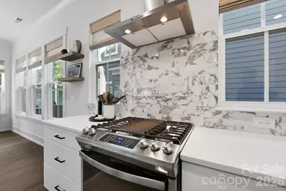 5212 Lynnville Avenue, Charlotte, NC 28205 - Photo 8