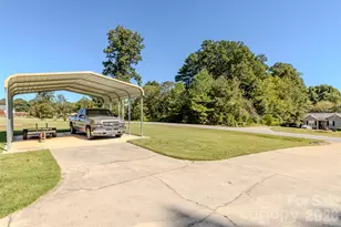 9008 Meredith Leigh Ln, Cherryville, NC 28021 - Photo 6