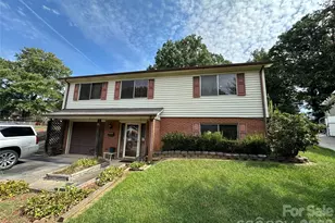5609 Burleson Dr, Charlotte, NC 28215 - Photo 2