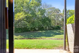 3009 Heathstead Place, Charlotte, NC 28210 - Photo 24