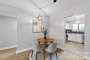 3009 Heathstead Place, Charlotte, NC 28210 - Photo 2