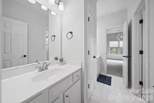 15025 Jockeys Ridge Dr, Charlotte, NC 28277 - Photo 32