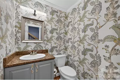 1058 13th Avenue Place NW, Hickory, NC 28601 - Photo 20