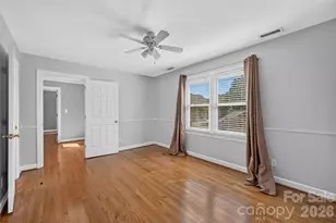 1058 13th Ave Pl NW, Hickory, NC 28601 - Photo 32