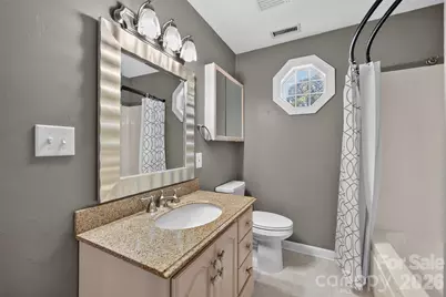 1058 13th Avenue Place NW, Hickory, NC 28601 - Photo 30