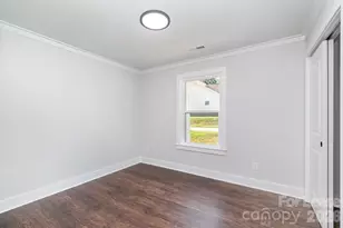 400 W 9th St, Kannapolis, NC 28081 - Photo 12