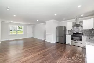 400 W 9th St, Kannapolis, NC 28081 - Photo 6