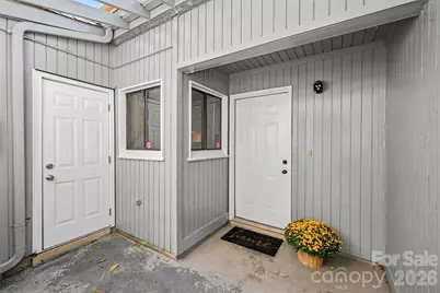 8005 Horse Chestnut Lane, Charlotte, NC 28277 - Photo 2