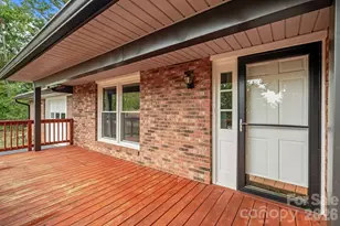 431 Pine Ridge Rd, Mars Hill, NC 28754 - Photo 4