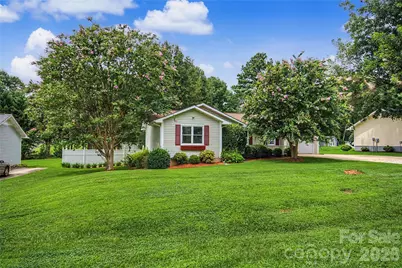 3567 Carington Lane, Statesville, NC 28625 - Photo 2