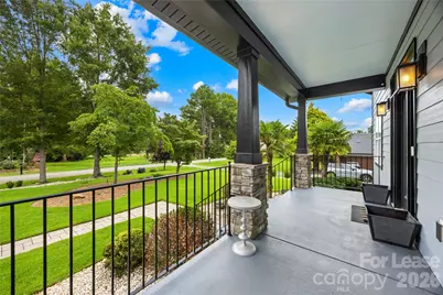 129 Aqua Drive, Mooresville, NC 28117 - Photo 4