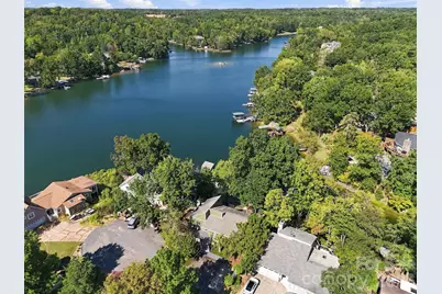 9071 Tulagi Court, Tega Cay, SC 29708 - Photo 4