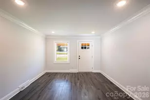 2520 Alleghany St, Charlotte, NC 28208 - Photo 8
