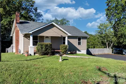 934 Fairview Drive SW, Lenoir, NC 28645 - Photo 1