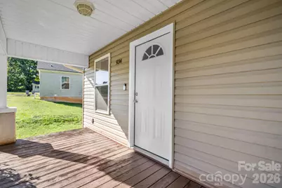 934 Fairview Drive SW, Lenoir, NC 28645 - Photo 2
