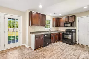 244 Mud Creek Rd, Fletcher, NC 28732 - Photo 8