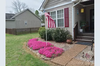 25 Village Street, Clyde, NC 28721 - Photo 32