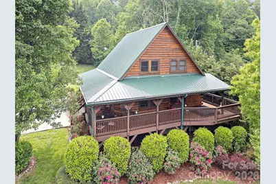 547 Panoramic Loop, Maggie Valley, NC 28751 - Photo 2