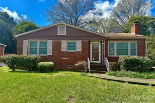 1435 Dean St, Charlotte, NC 28216 - Photo 2