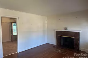 1435 Dean St, Charlotte, NC 28216 - Photo 4