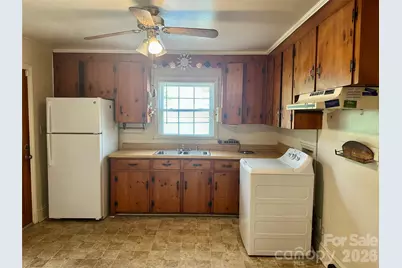 1435 Dean Street, Charlotte, NC 28216 - Photo 8
