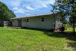 1859 Rollins Dr, Catawba, NC 28609 - Photo 6