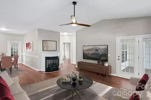 10305 Flat Stone Rd, Charlotte, NC 28213 - Photo 2