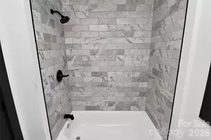 2736 Royston Rd, Charlotte, NC 28208 - Photo 26