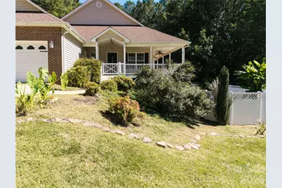 6391 Cathedral Drive, Hickory, NC 28601 - Photo 12