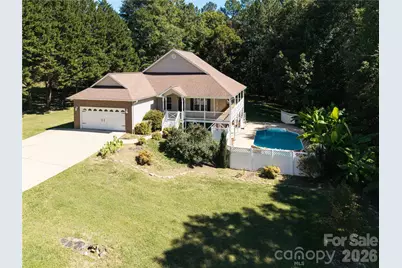6391 Cathedral Drive, Hickory, NC 28601 - Photo 6
