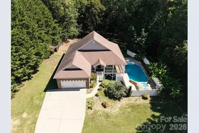 6391 Cathedral Drive, Hickory, NC 28601 - Photo 4