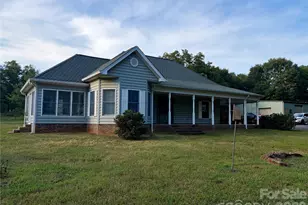 600 Frontier Rd, Clover, SC 29710 - Photo 2