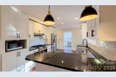 431 9th Street NW, Hickory, NC 28601 - Photo 16