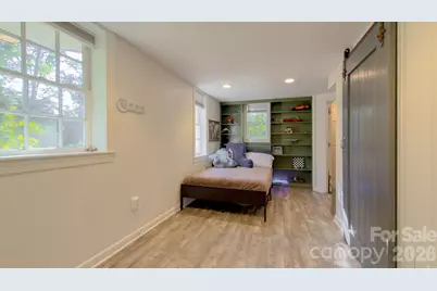 431 9th Street NW, Hickory, NC 28601 - Photo 40