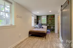 431 9th St NW, Hickory, NC 28601 - Photo 40