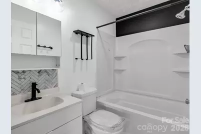 697 Courtney Drive, Hendersonville, NC 28792 - Photo 4