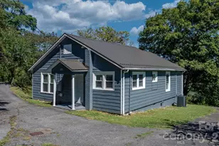 102 Lake Dr, Hickory, NC 28601 - Photo 2