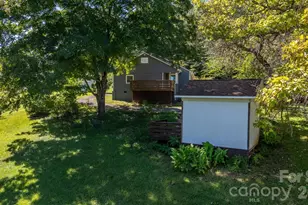 102 Lake Dr, Hickory, NC 28601 - Photo 22