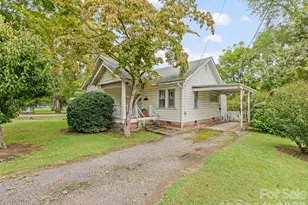 102 W Marshall St, Waynesville, NC 28786 - Photo 2