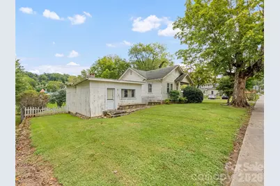 102 W Marshall Street, Waynesville, NC 28786 - Photo 4