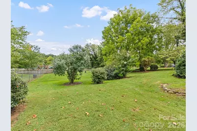 102 W Marshall Street, Waynesville, NC 28786 - Photo 10